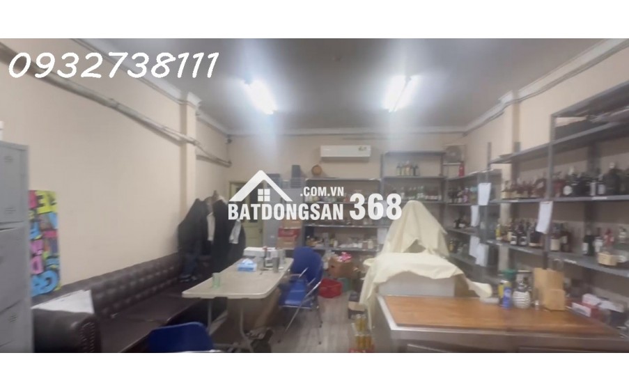 Bán nhà ngõ Phùng Hưng, Hoàn Kiếm, 102m2, 3 tầng, 3PN, Sổ đỏ, giá 92 tỷ. LH: 0932738111